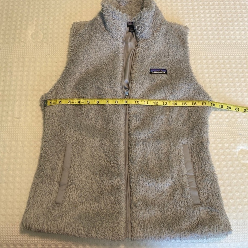 Patagonia Light Gray Los Gatos Fleece Vest